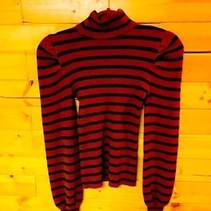 Black and Rust Turtle Long Sleeves Sweater by Crave Fame, Size S